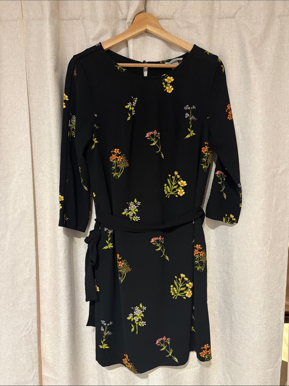 H&M Black Floral Belted Women’s Dress Size 10